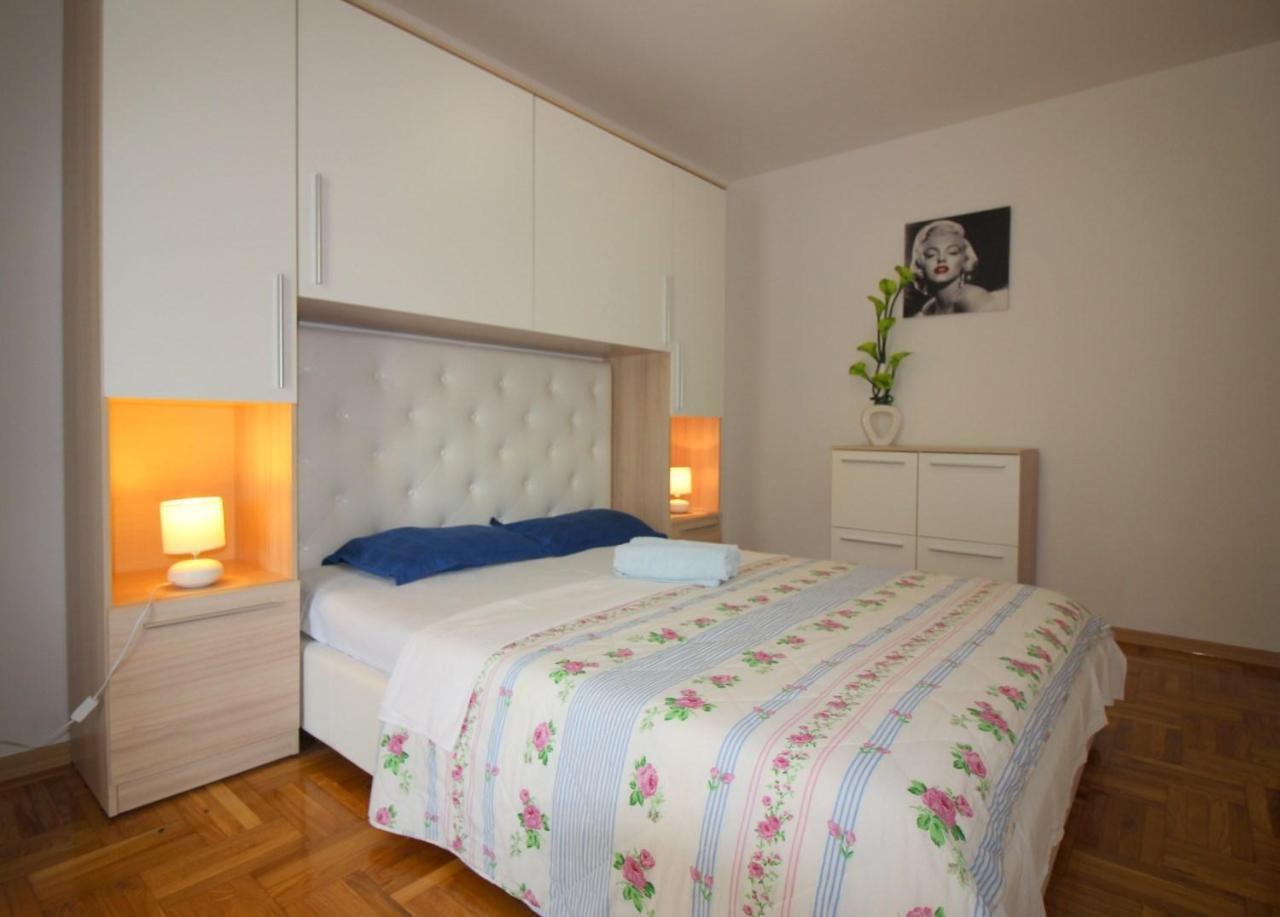 In Porec/istrien 10214 *